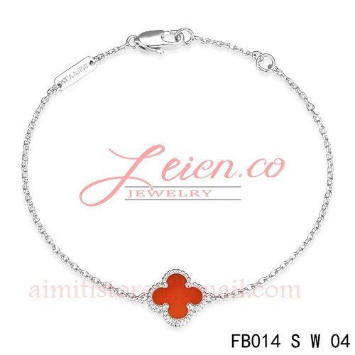 Replica Van Cleef & Arpels Sweet Alhambra Clover Bracelet